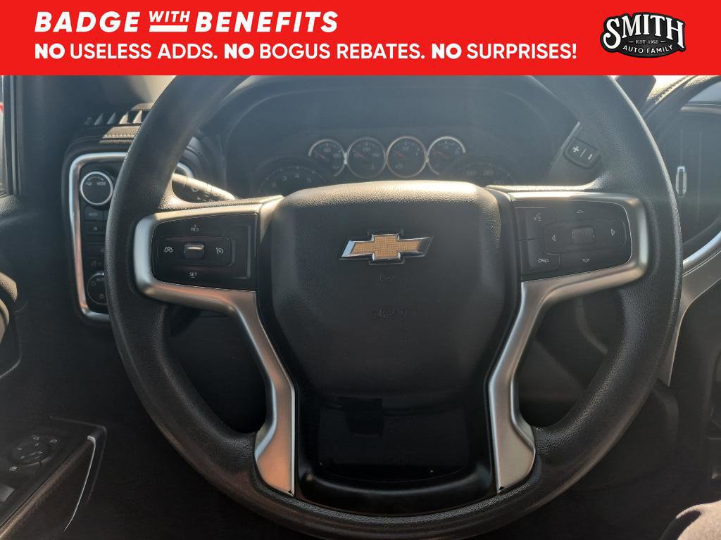 Used 2020 Chevrolet Silverado 1500 LT AWD/4WD image 21