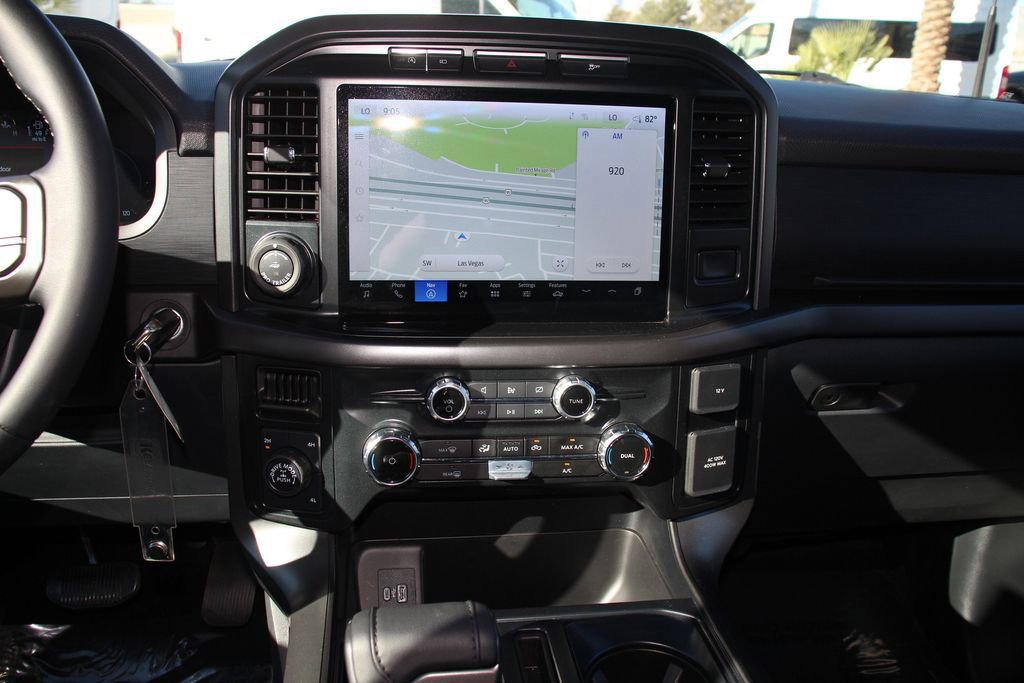 Certified 2024 Ford F150 XLT w/ XLT Black Appearance Package image 18