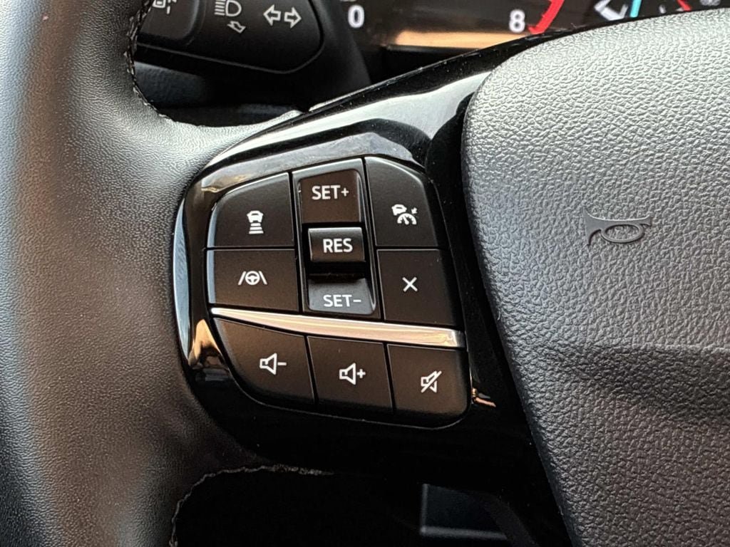 Certified 2022 Ford Escape SEL AWD/4WD image 26
