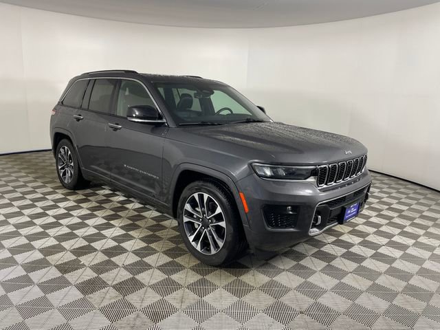 Used 2024 Jeep Grand Cherokee Overland w/ Adv Protech Group III image 25