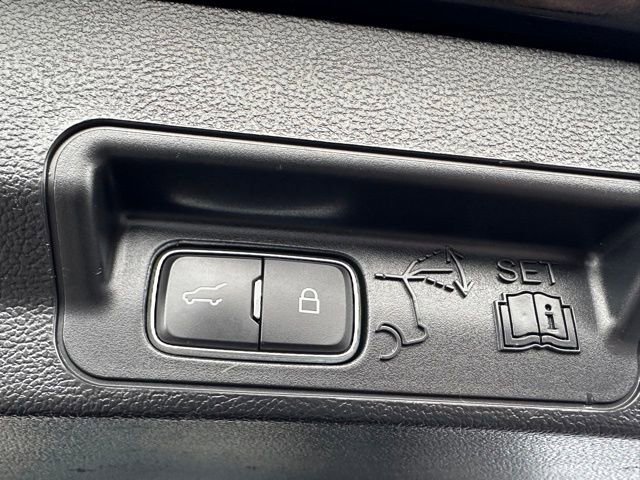 Certified 2023 Ford Explorer Limited AWD/4WD image 13