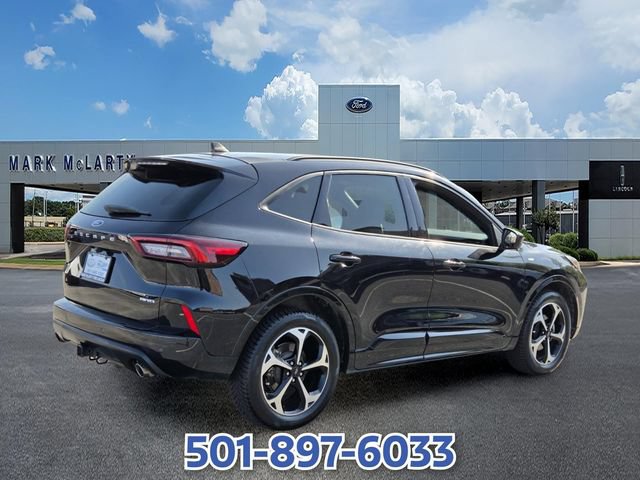 Certified 2023 Ford Escape ST-Line Select w/ Tech Pack #2 AWD/4WD image 5