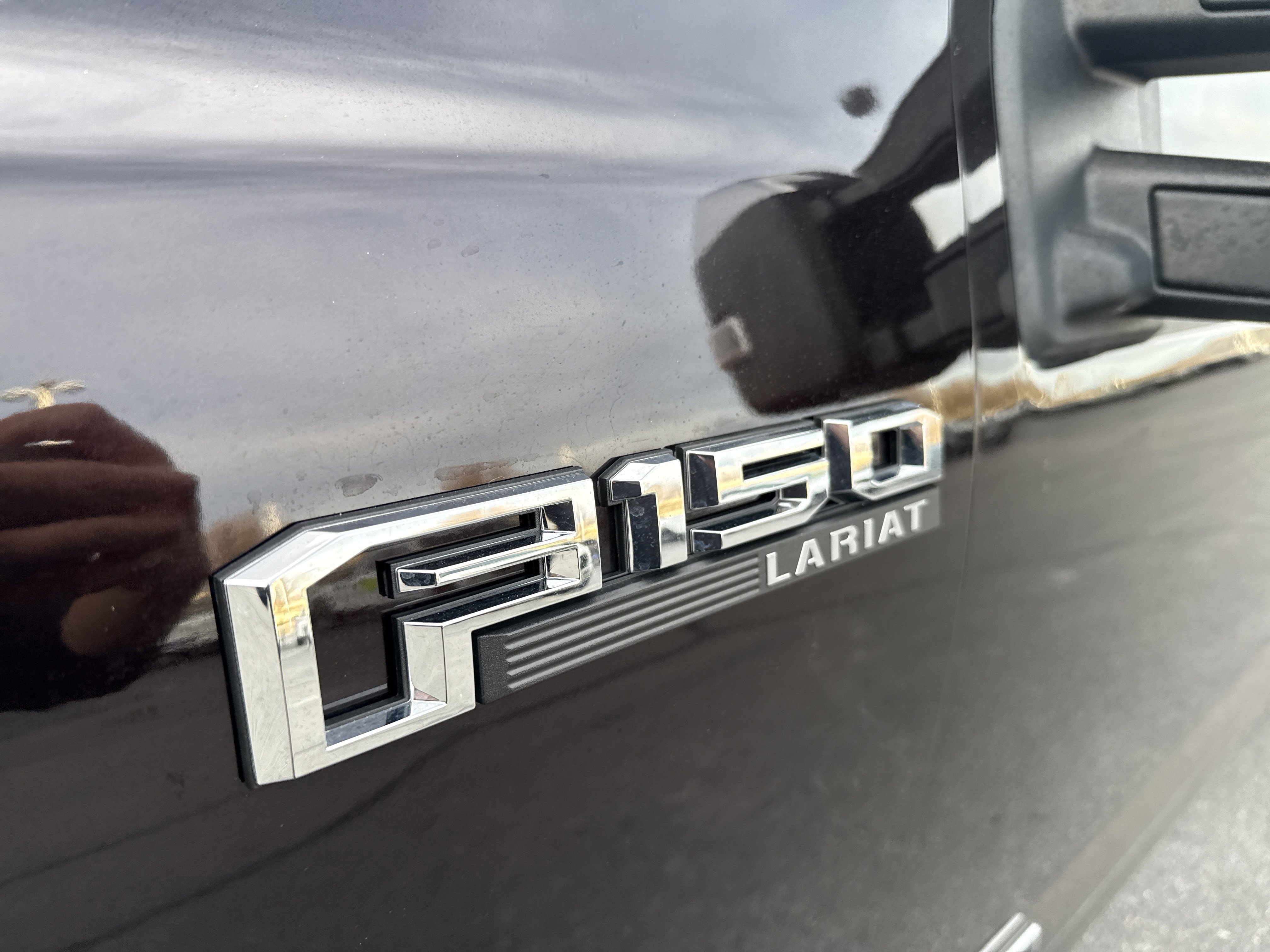 Certified 2019 Ford F150 Lariat w/ Equipment Group 502A Luxury image 12