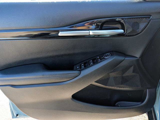 Used 2025 Kia Seltos S image 16