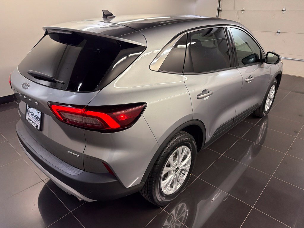 Certified 2023 Ford Escape Active w/ Tech Pack #2 AWD/4WD image 6