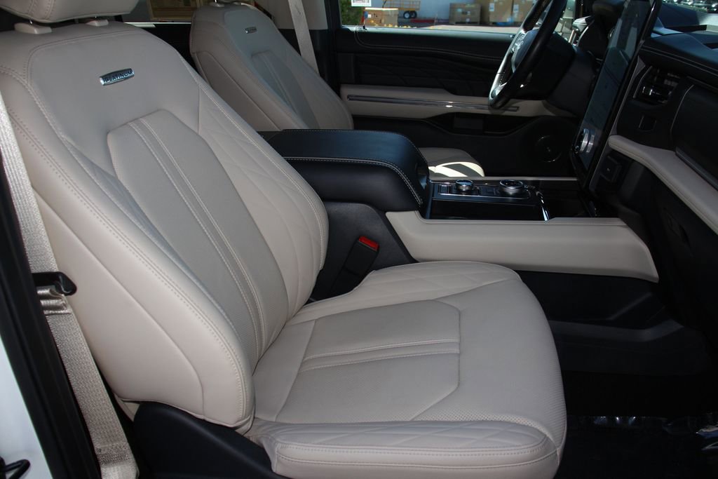 Certified 2024 Ford Expedition Platinum AWD/4WD image 29