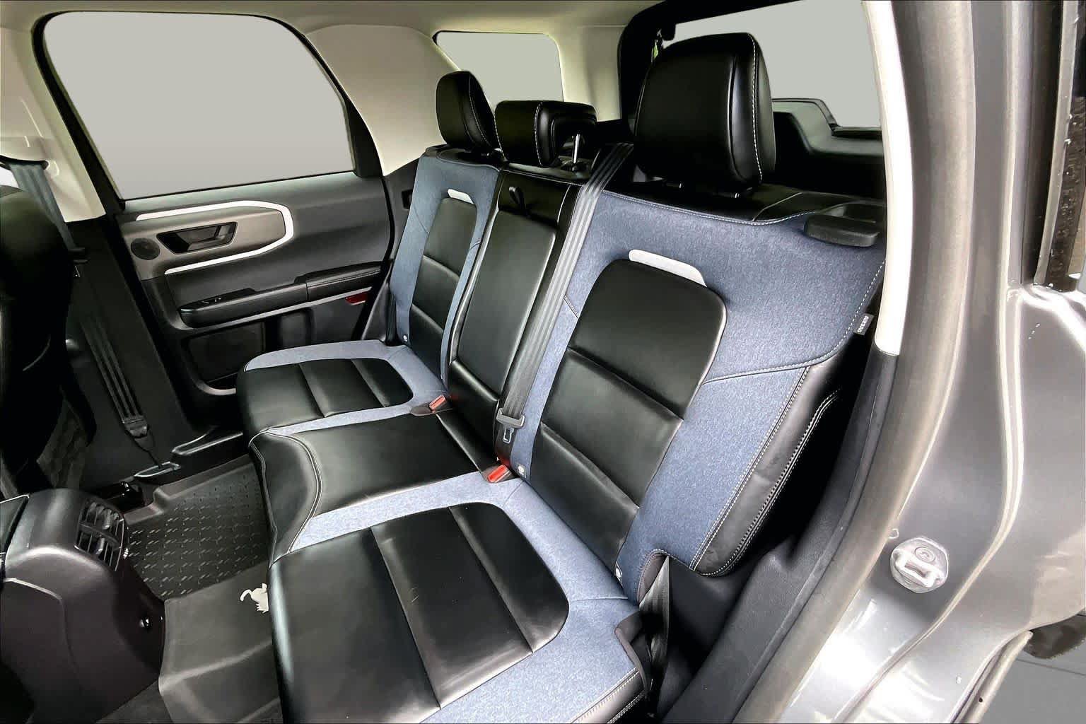 Certified 2025 Ford Bronco Sport Outer Banks w/ Outer Banks Tech Package+ AWD/4WD image 21