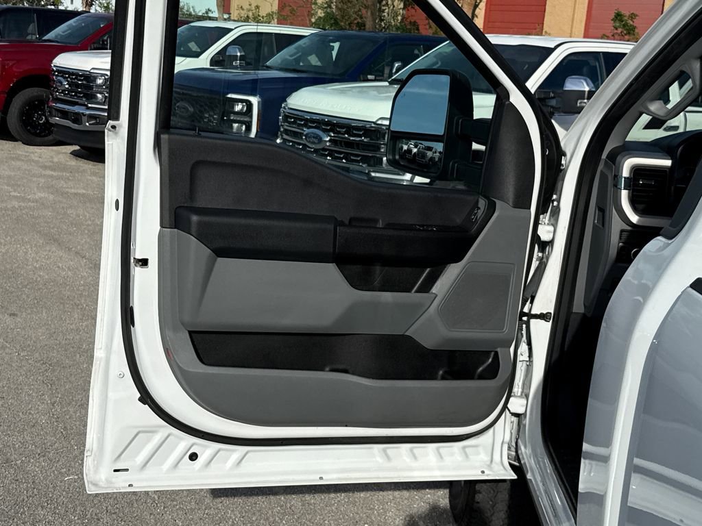 Certified 2023 Ford F350 XL w/ 360-Degree Camera Package image 13