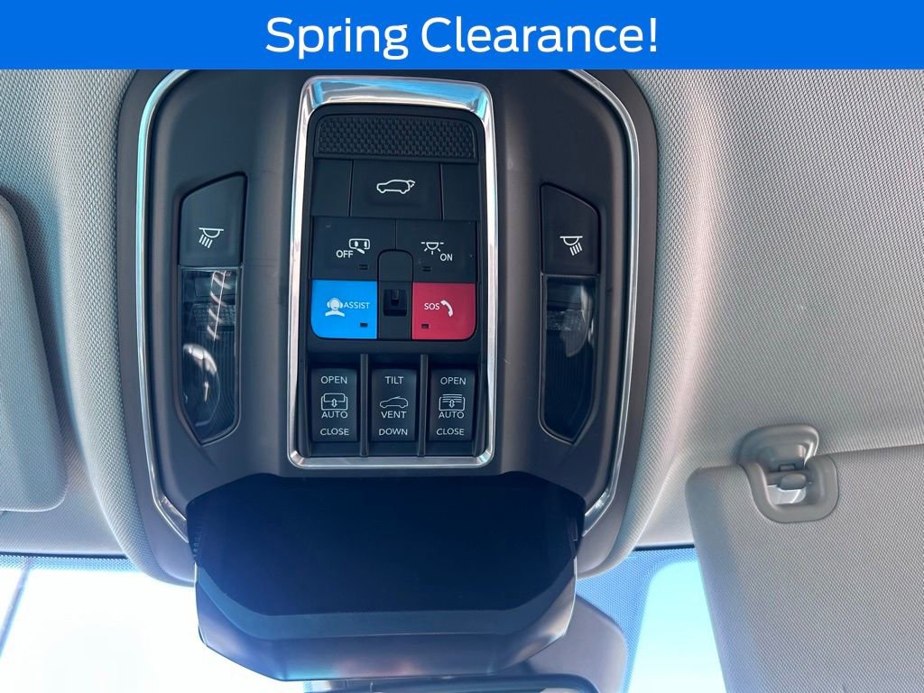 Used 2022 Jeep Grand Cherokee Limited AWD/4WD image 18