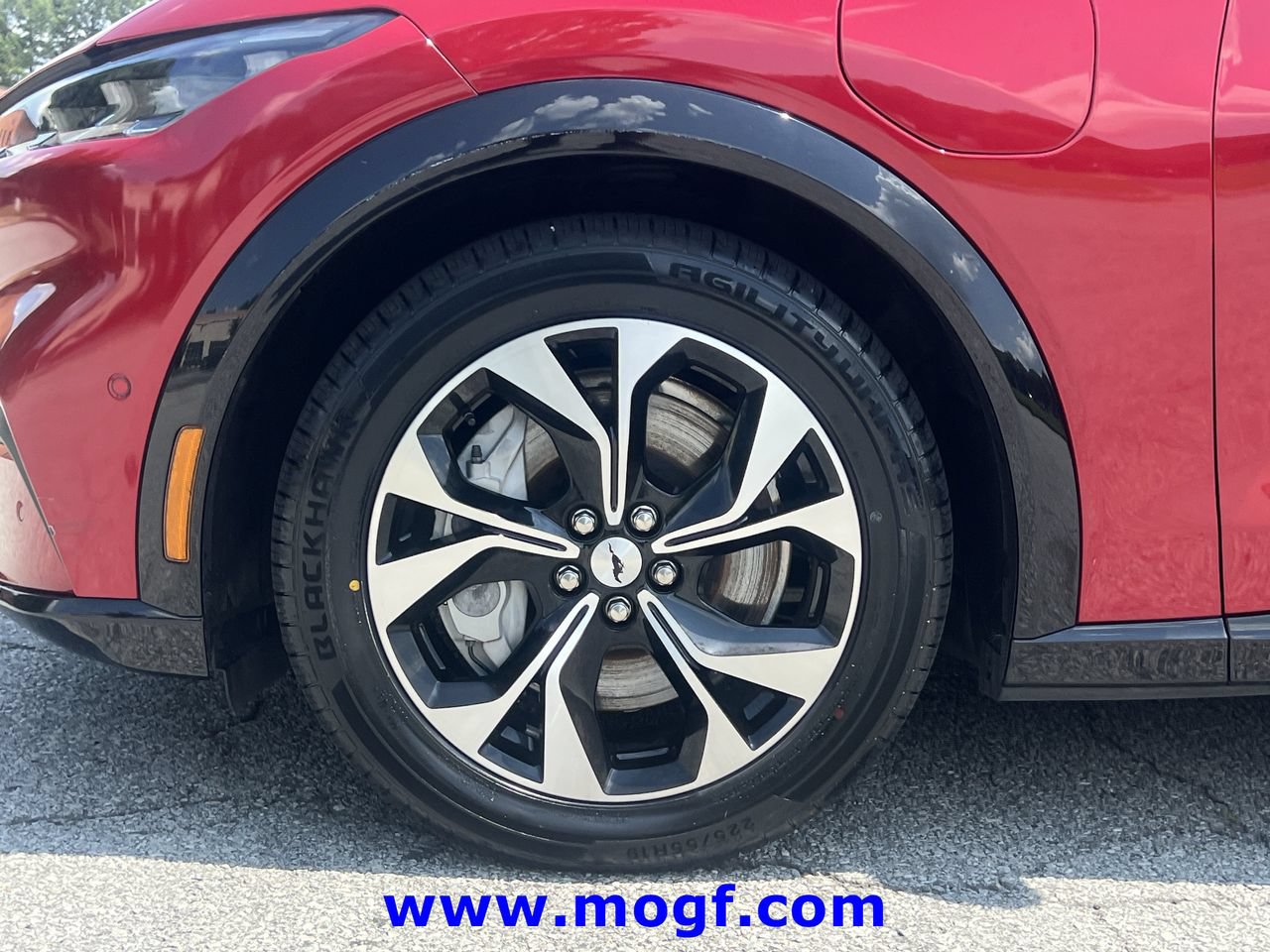 Certified 2023 Ford Mustang Mach-E Premium AWD/4WD image 33