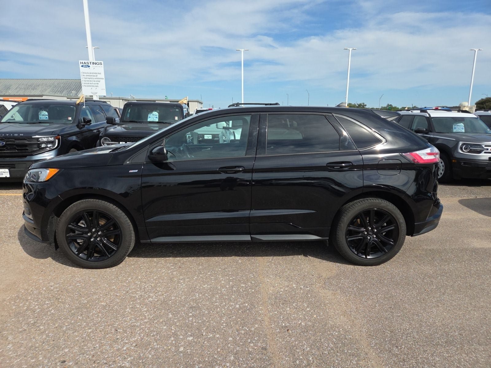 Certified 2024 Ford Edge ST-Line AWD/4WD image 9