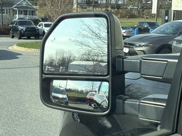 Certified 2022 Ford F250 XLT w/ Black Appearance Package image 15