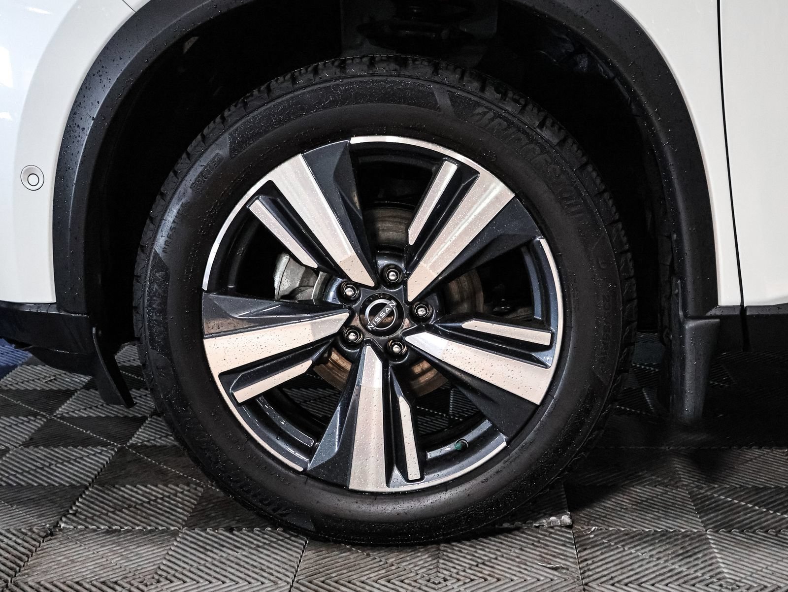 Used 2023 Nissan Rogue Platinum w/ Platinum Premium Package AWD/4WD image 18