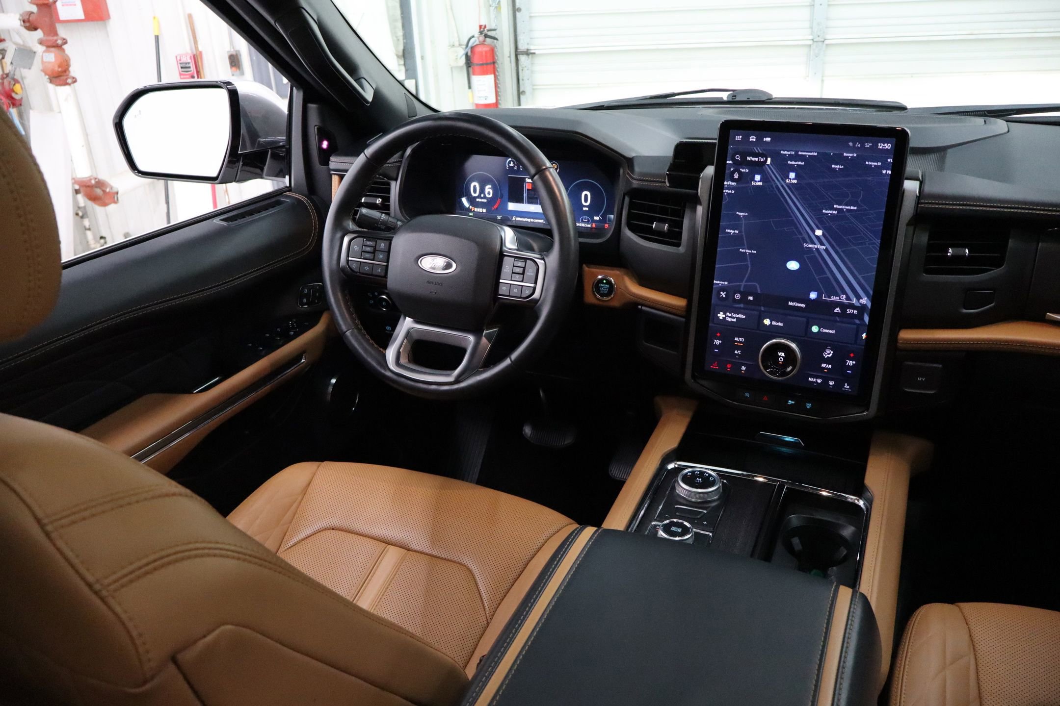 Certified 2023 Ford Expedition Platinum image 31