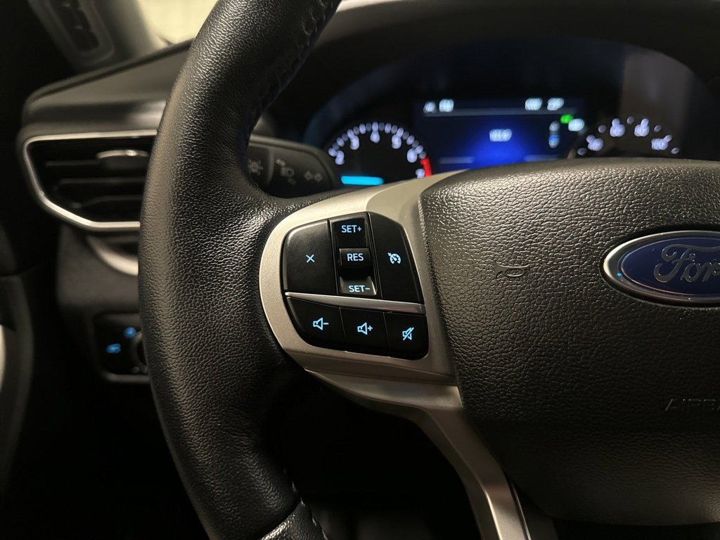 Certified 2023 Ford Explorer XLT w/ Equipment Group 202A image 38