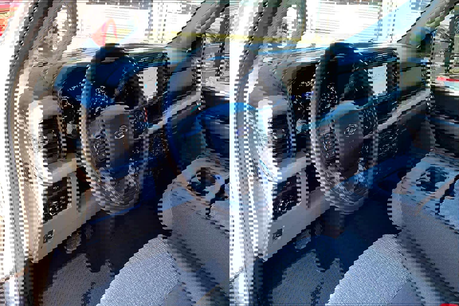 Certified 2024 Ford F250 XLT w/ 360-Degree Camera Package image 24