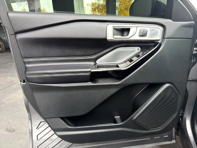 Certified 2021 Ford Explorer ST w/ Equipment Group 401A image 19