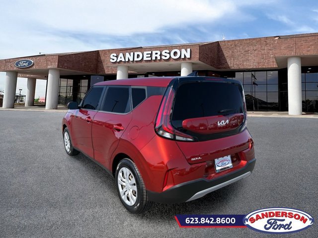 Used 2023 Kia Soul LX FWD image 5