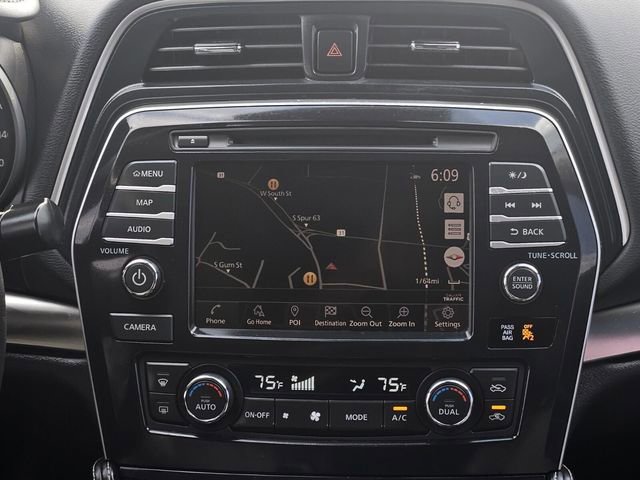 Used 2022 Nissan Maxima SV w/ Floor Mat Group FWD image 17
