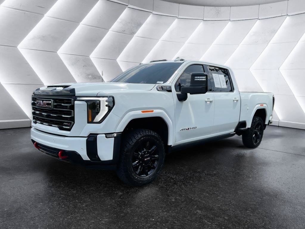 Used 2025 GMC Sierra 2500 AT4 w/ AT4 Premium Plus Package AWD/4WD image 3