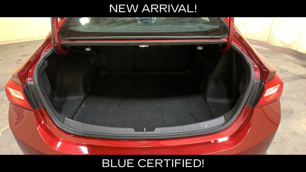 Used 2017 Chevrolet Malibu LT image 21