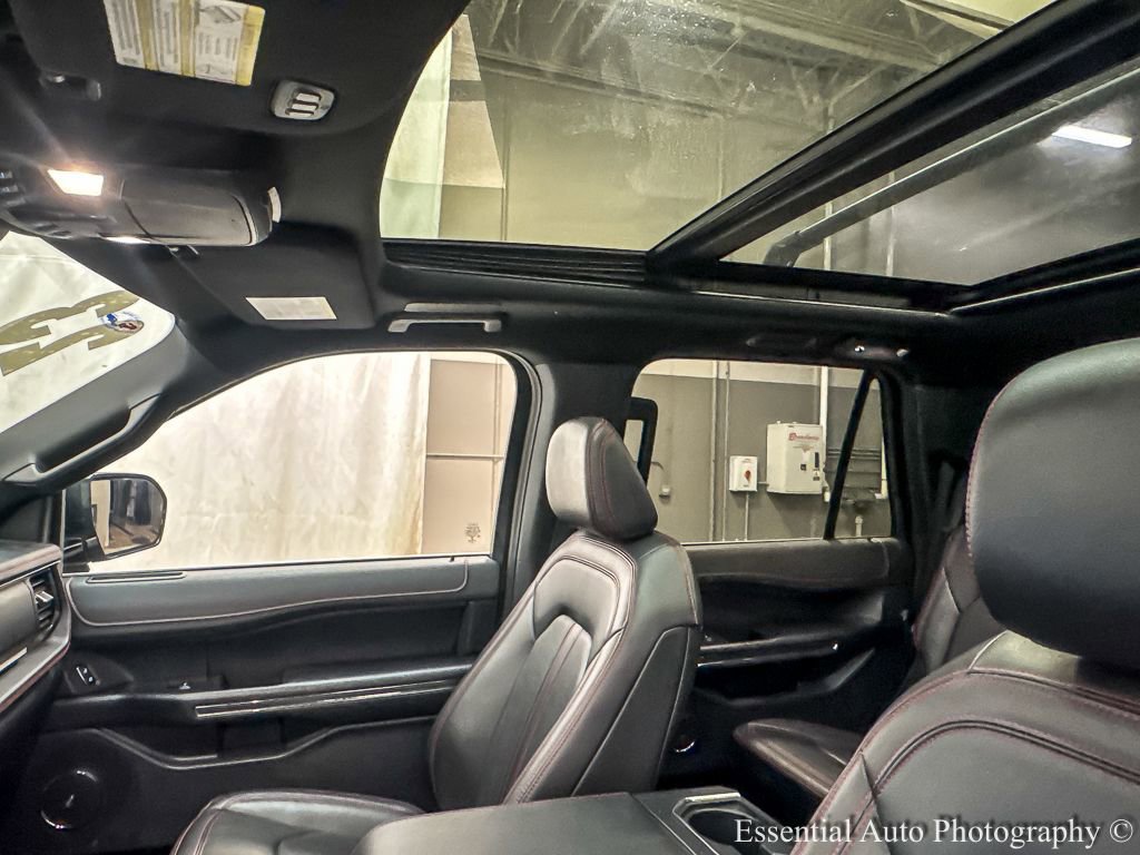 Certified 2023 Ford Expedition Limited image 12