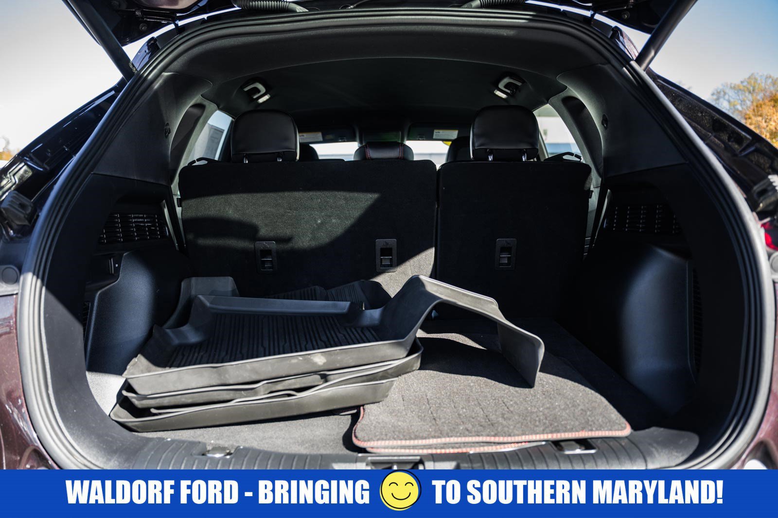 Certified 2023 Ford Escape ST-Line w/ Tech Pack #1 image 9