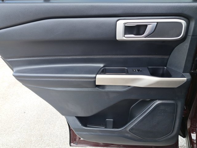 Certified 2022 Ford Explorer XLT image 16