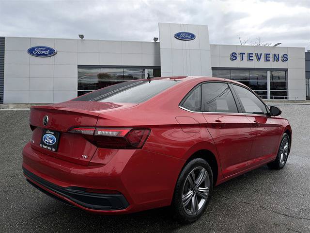 Used 2023 Volkswagen Jetta SE FWD image 4
