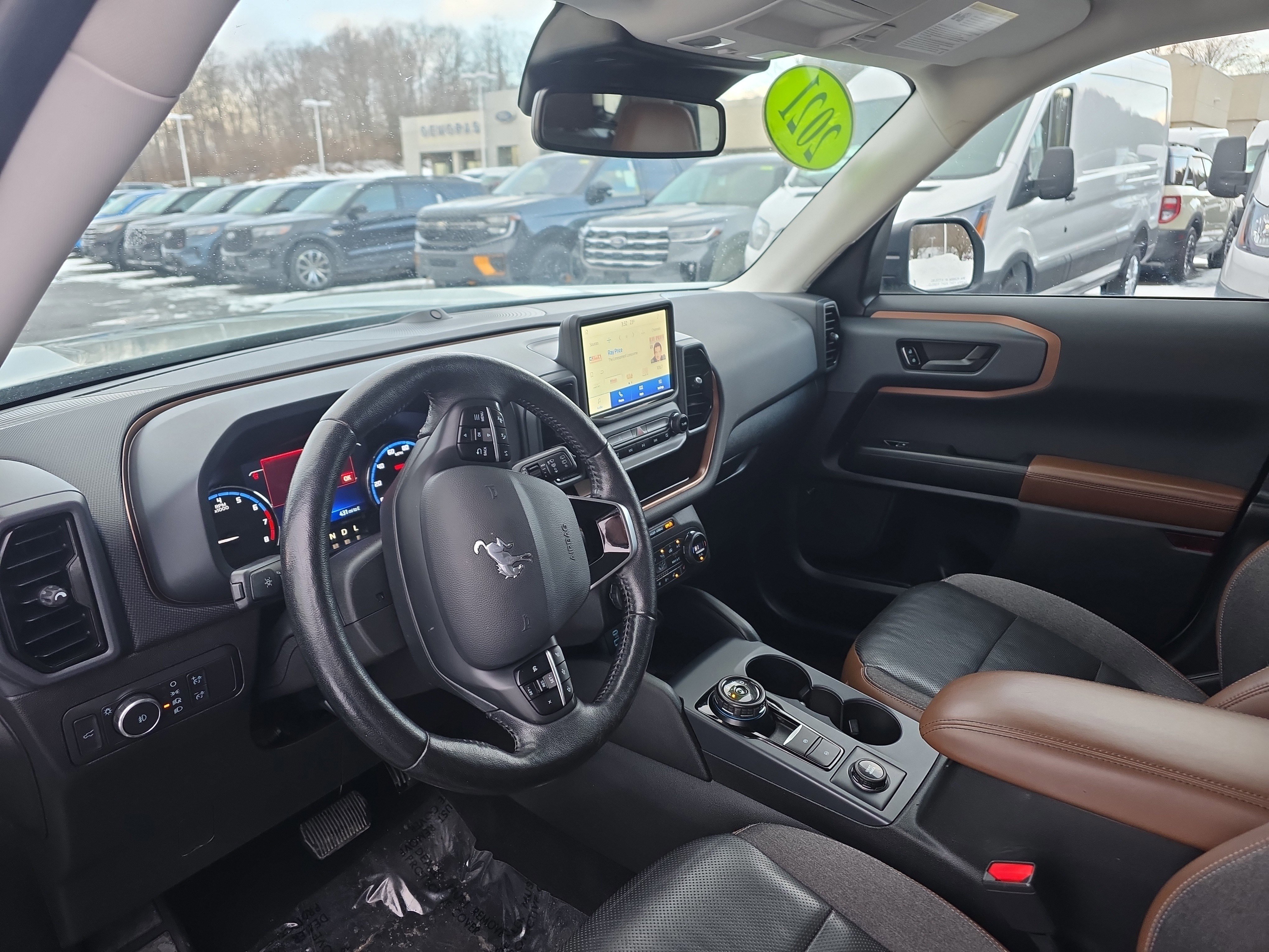 Certified 2021 Ford Bronco Sport Outer Banks w/ Outer Banks Package (96D) image 31