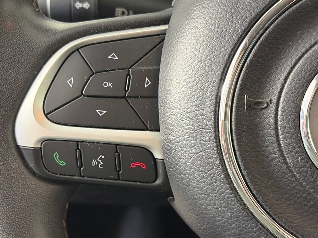 Used 2021 Jeep Compass Latitude FWD image 17