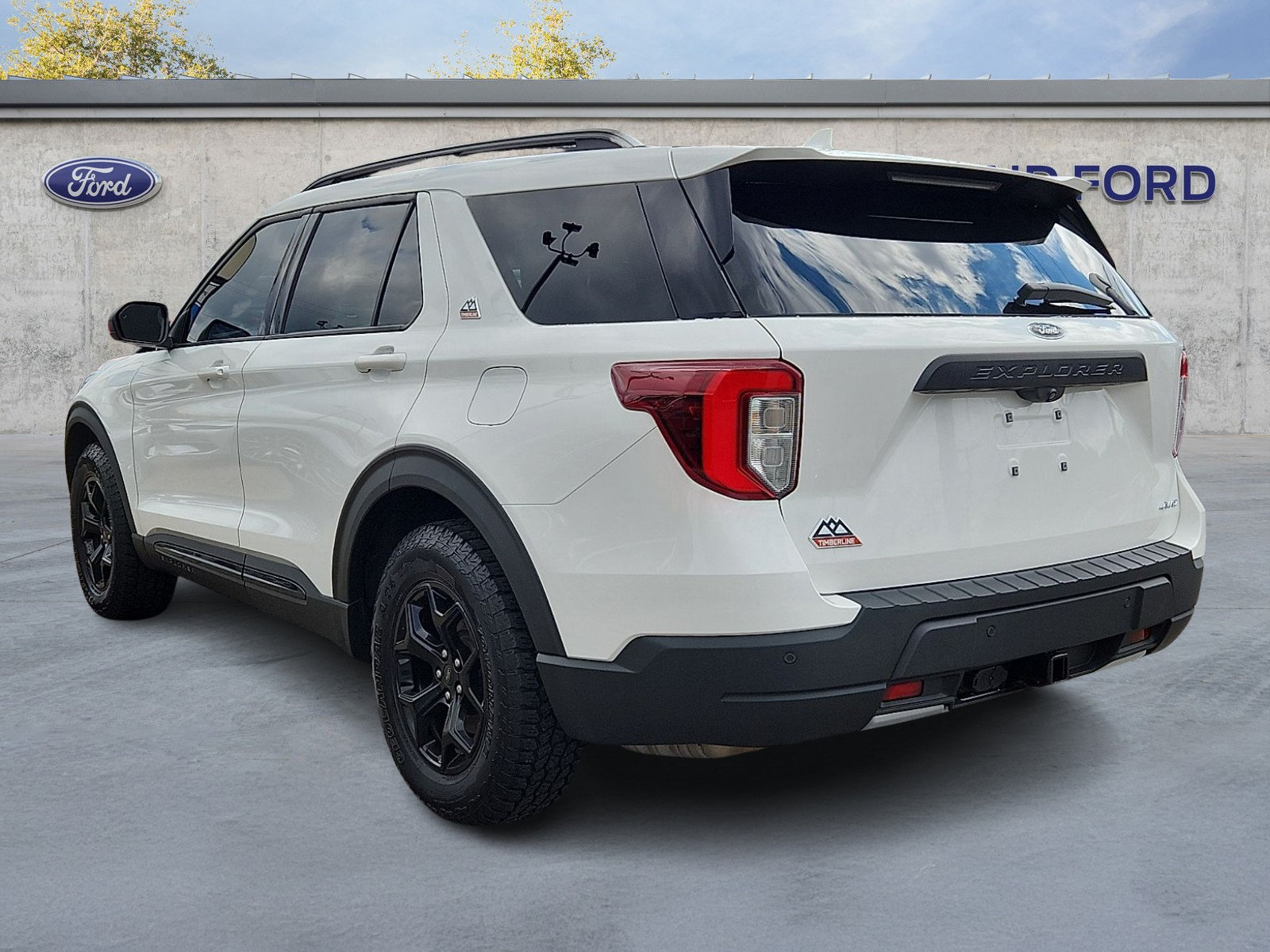 Certified 2022 Ford Explorer Timberline AWD/4WD image 4