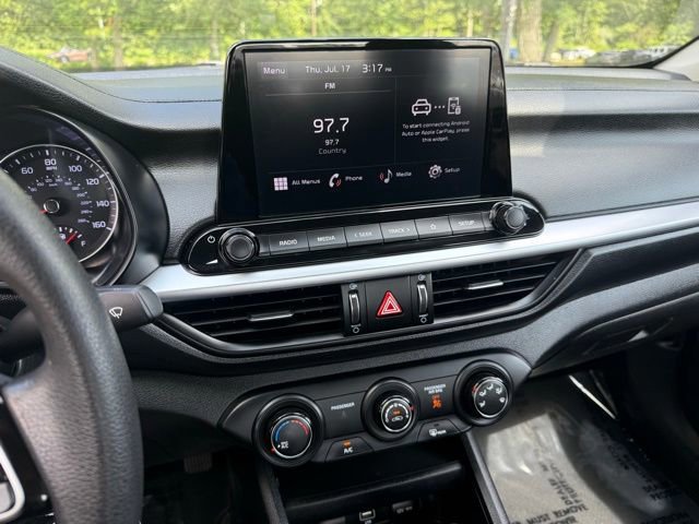 Used 2023 Kia Forte LXS w/ LXS Technology Package image 19