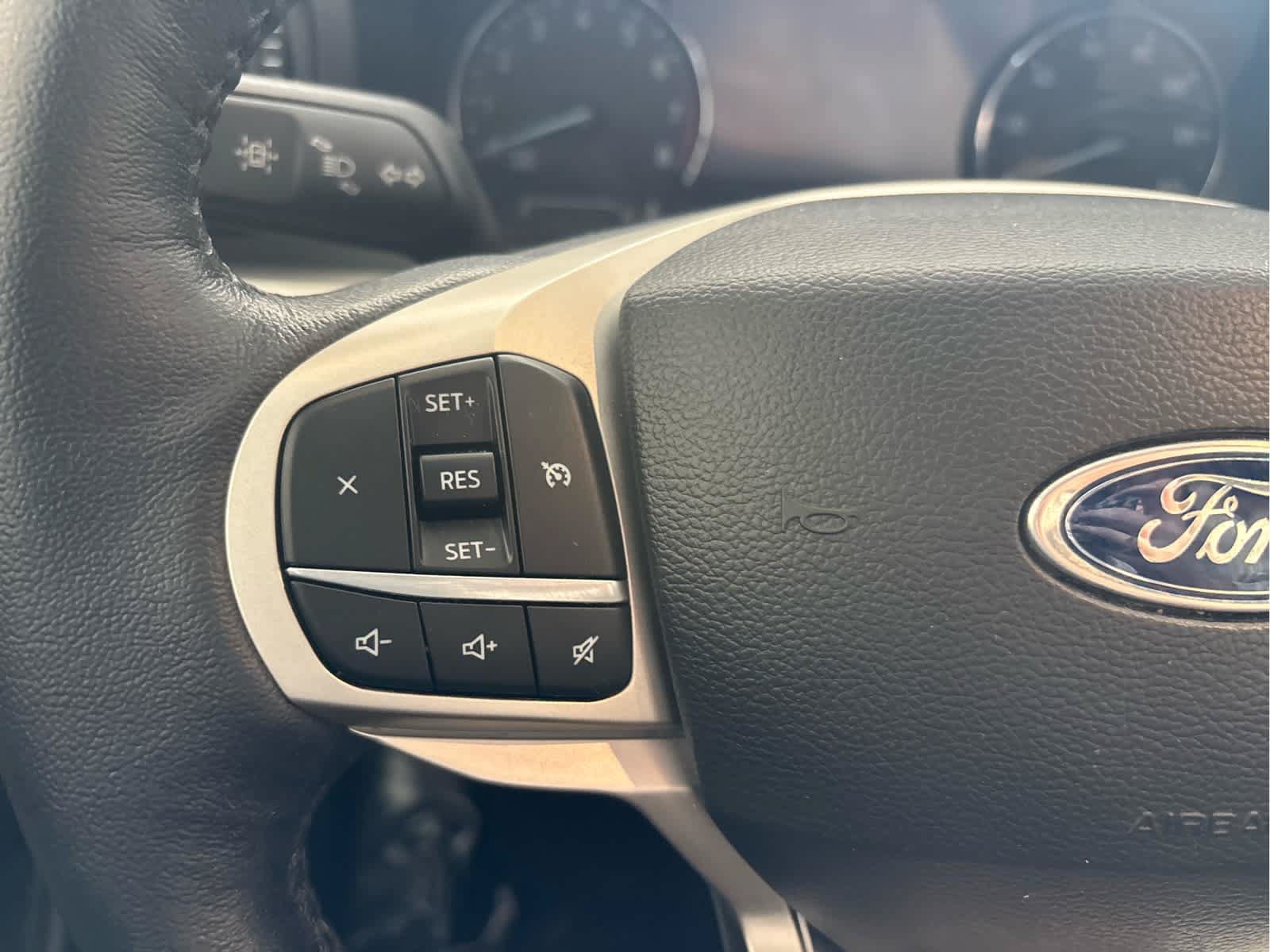 Certified 2022 Ford Explorer XLT AWD/4WD image 15