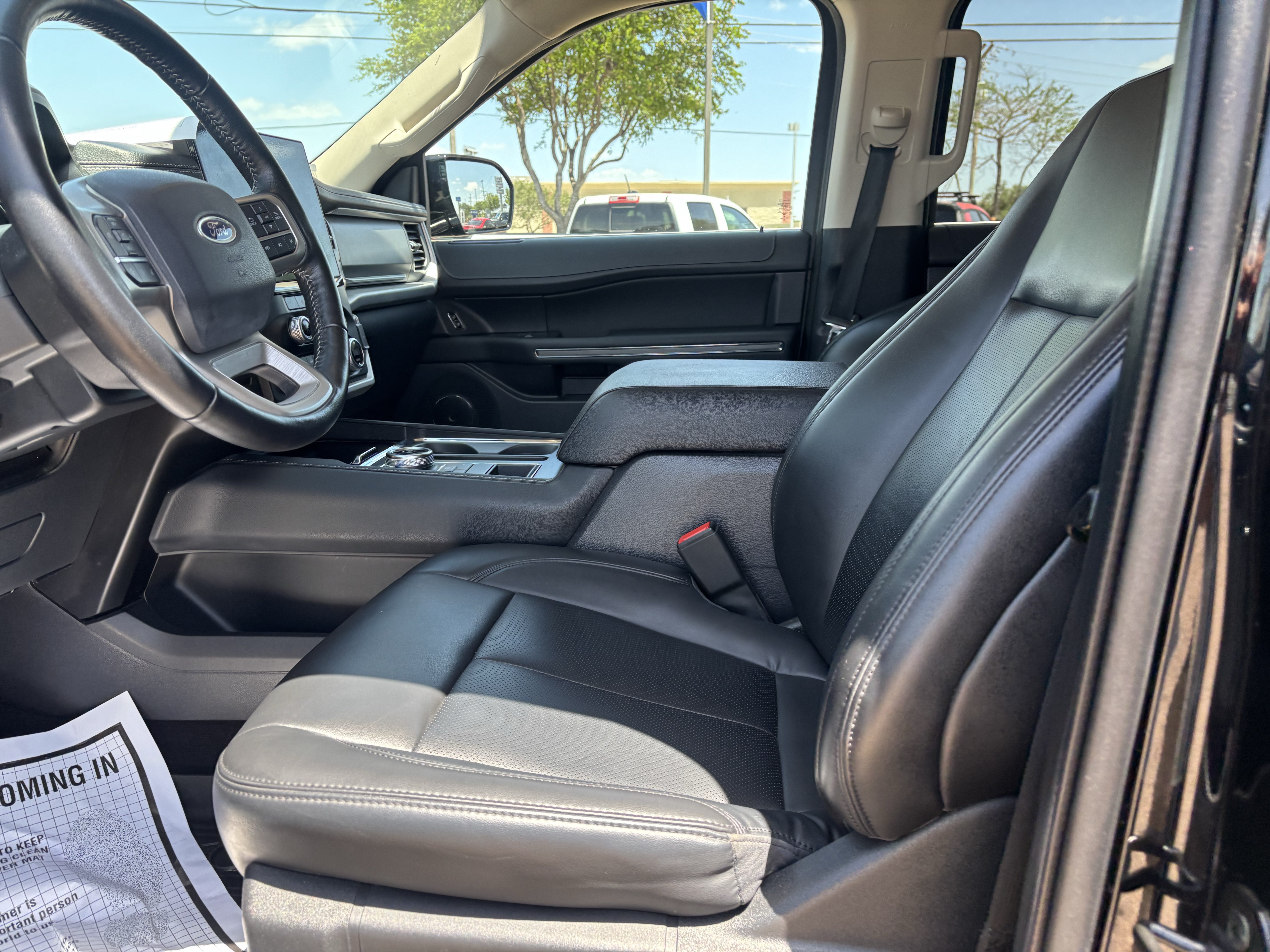 Certified 2023 Ford Expedition XLT RWD image 10