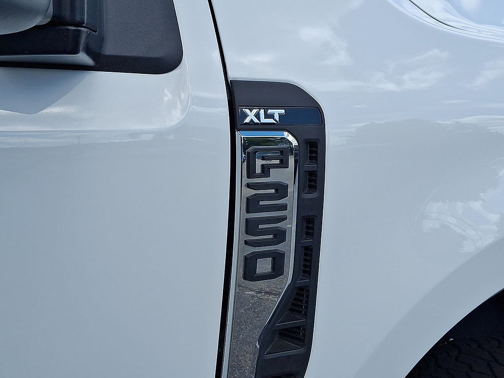 Certified 2024 Ford F250 XLT w/ FX4 Off-Road Package AWD/4WD image 24