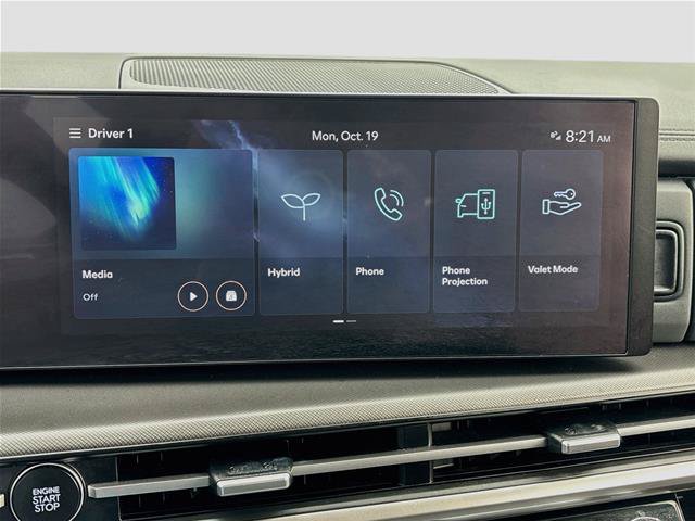 Used 2025 Hyundai Santa Fe SEL FWD image 14