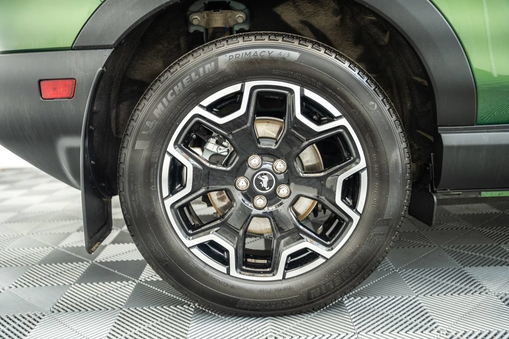 Certified 2025 Ford Bronco Sport Outer Banks w/ Outer Banks Tech Package+ AWD/4WD image 17