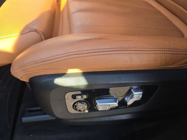 Used 2022 BMW X5 xDrive45e AWD/4WD image 12