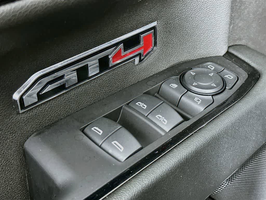 Used 2024 GMC Sierra 1500 AT4 w/ Technology Package AWD/4WD image 29