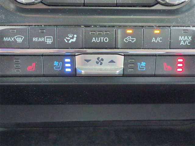 Certified 2022 Ford F150 Lariat w/ Trailer Tow Package image 23