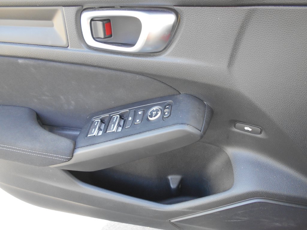 Used 2024 Honda Civic Sport image 5