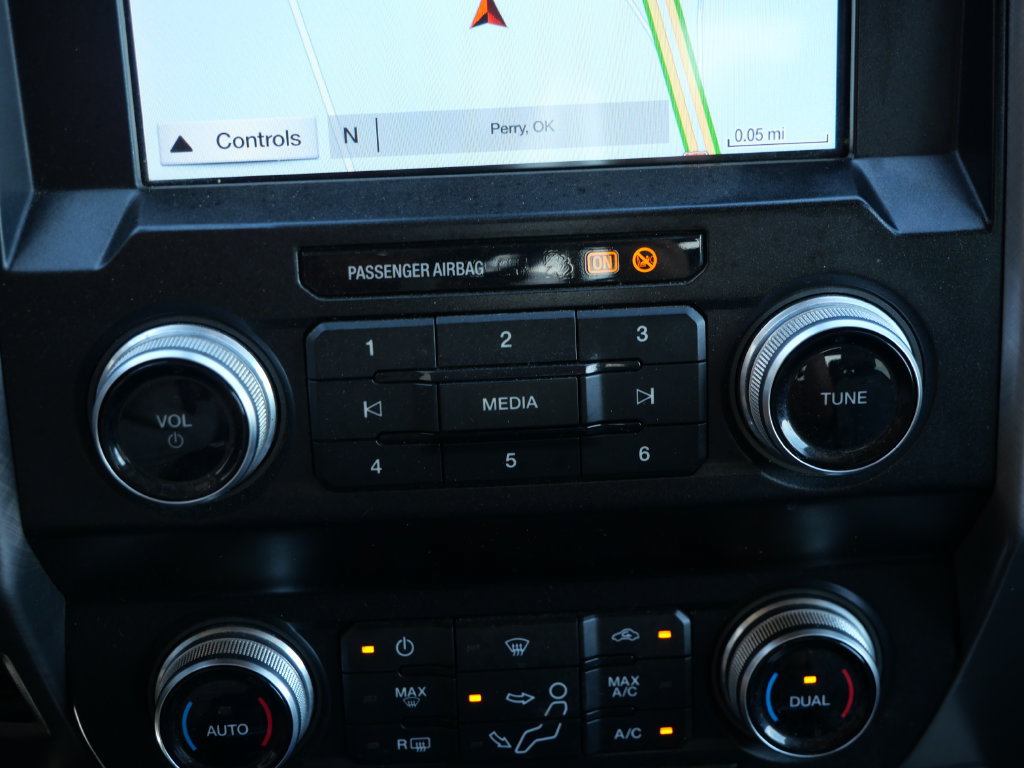 Certified 2019 Ford F350 Limited AWD/4WD image 34