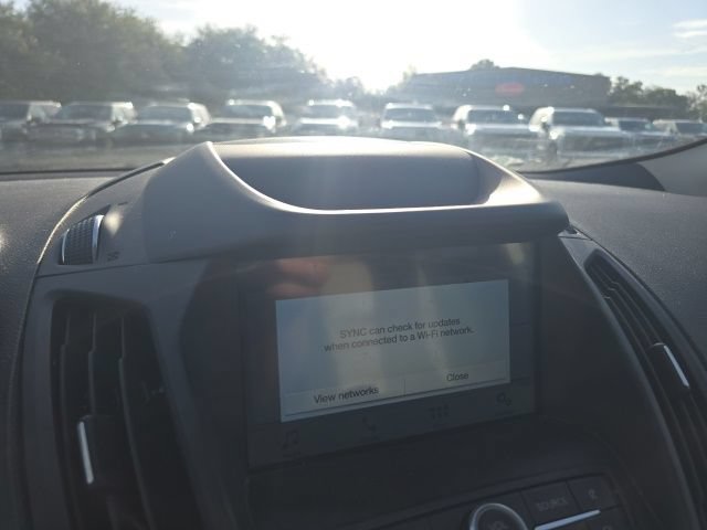 Certified 2019 Ford Escape SEL FWD image 11