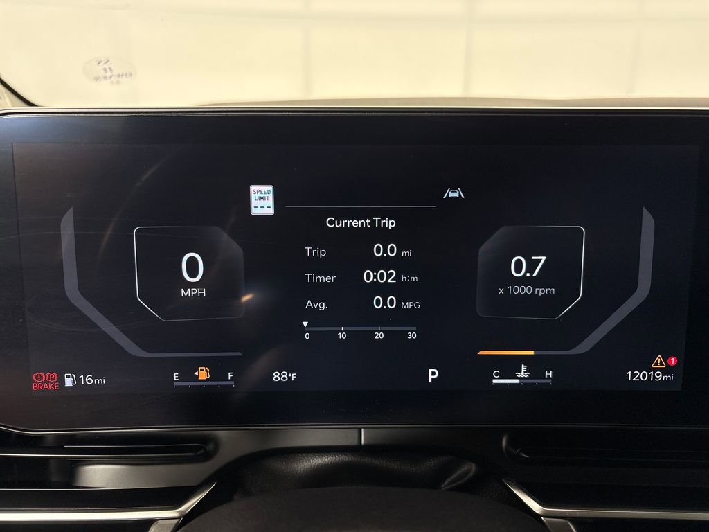Used 2025 Kia Carnival SX FWD image 21
