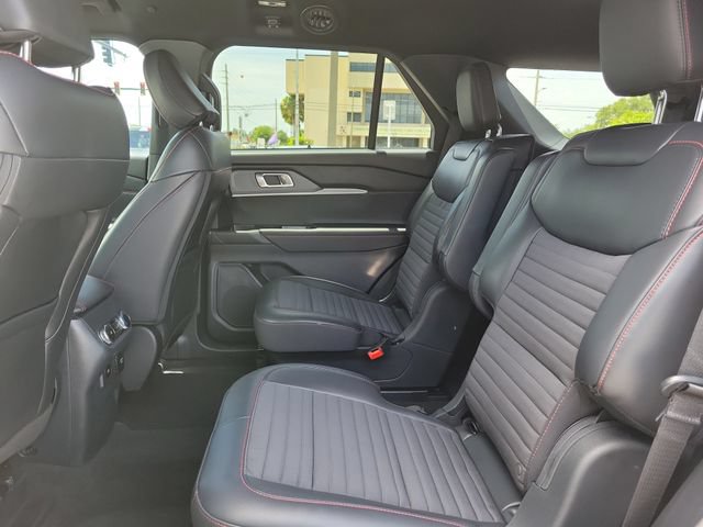 Certified 2025 Ford Explorer ST-Line w/ Premium Package RWD image 10
