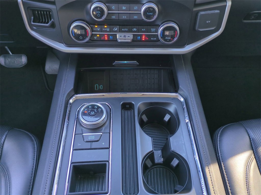 Certified 2024 Ford Expedition XLT image 19