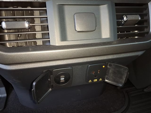 Certified 2025 Ford F150 Lariat w/ Equipment Group 501A Mid AWD/4WD image 19