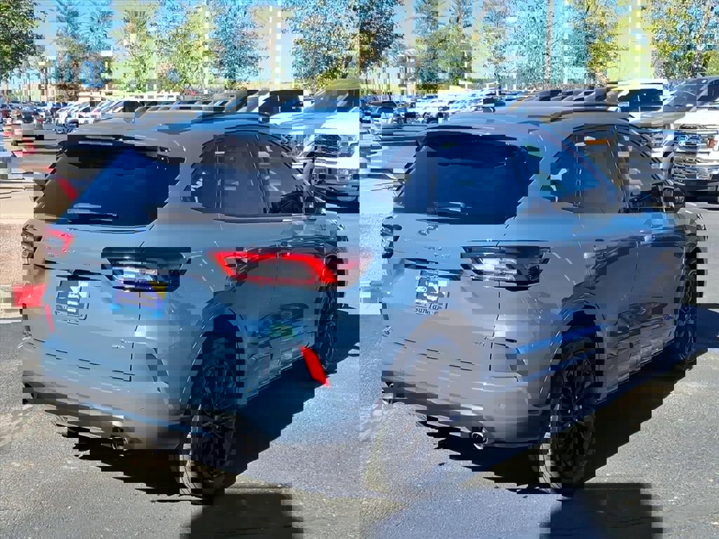 Certified 2023 Ford Escape ST-Line Elite image 4