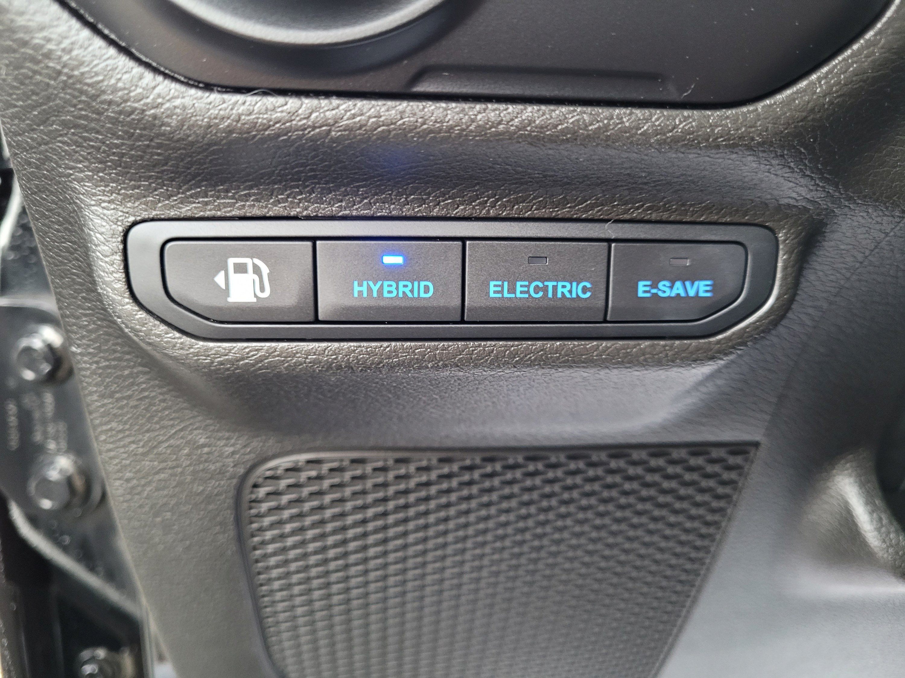 Used 2023 Jeep Wrangler Unlimited Rubicon 4xe w/ Cold Weather Group AWD/4WD image 27